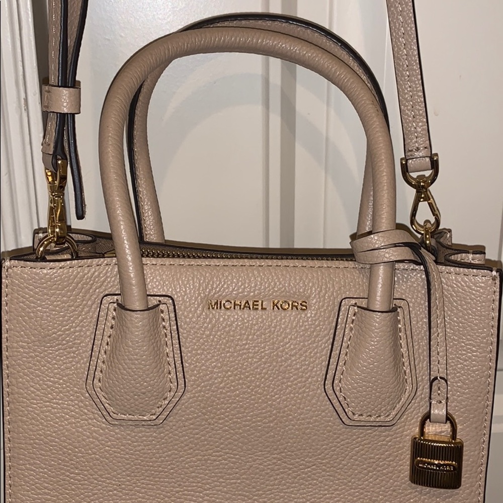 Michael Kors pink purse